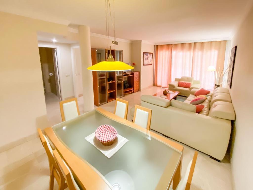 Apartamento En Los Patios De Santa Maria Golf マルベーリャ エクステリア 写真