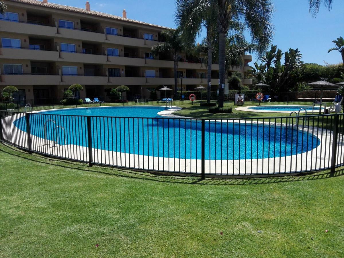 Apartamento En Los Patios De Santa Maria Golf マルベーリャ エクステリア 写真